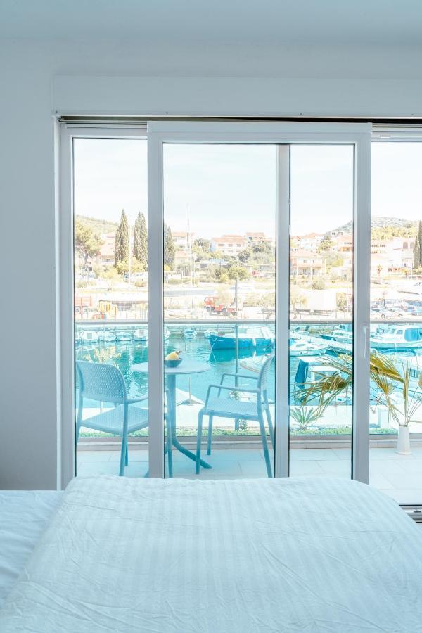 Blue Marina Apartments Luaran gambar