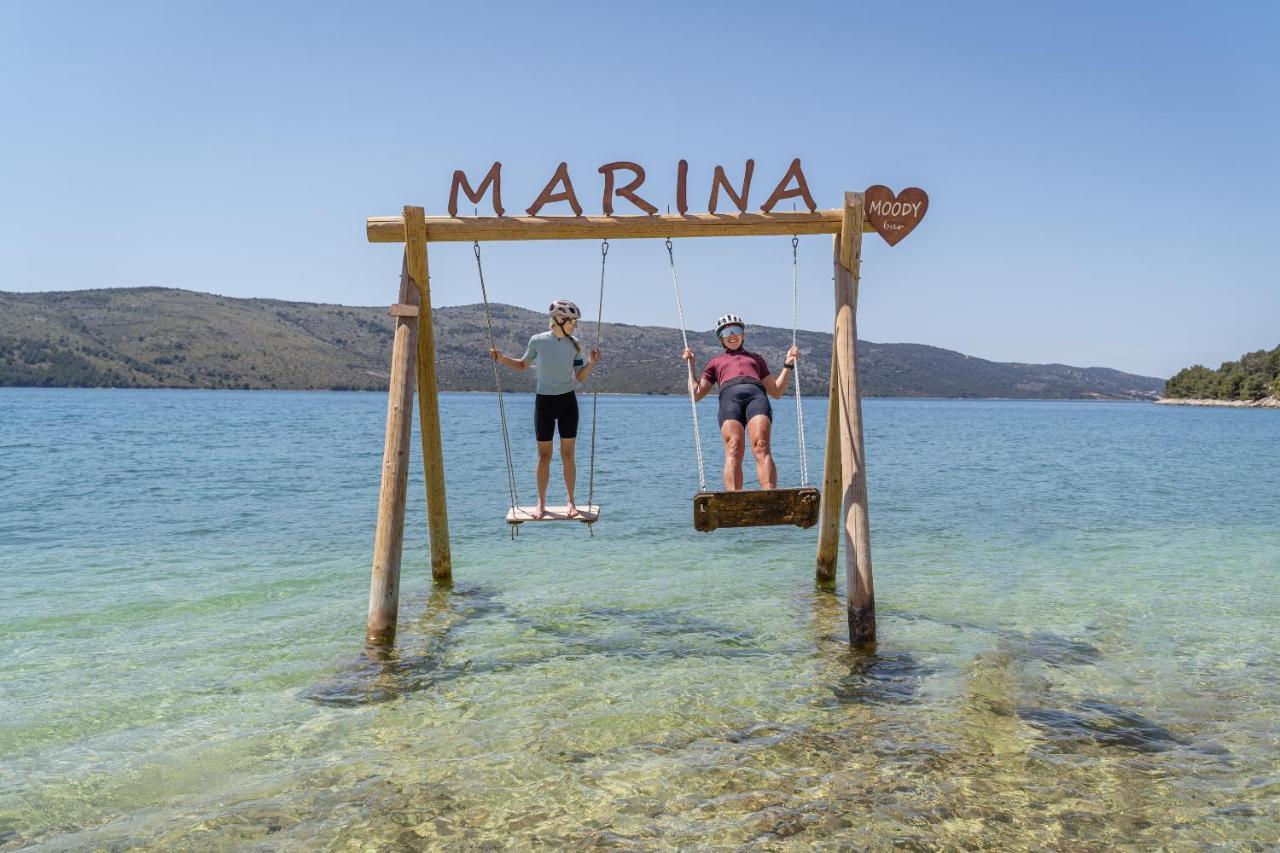 Blue Marina Apartments Luaran gambar