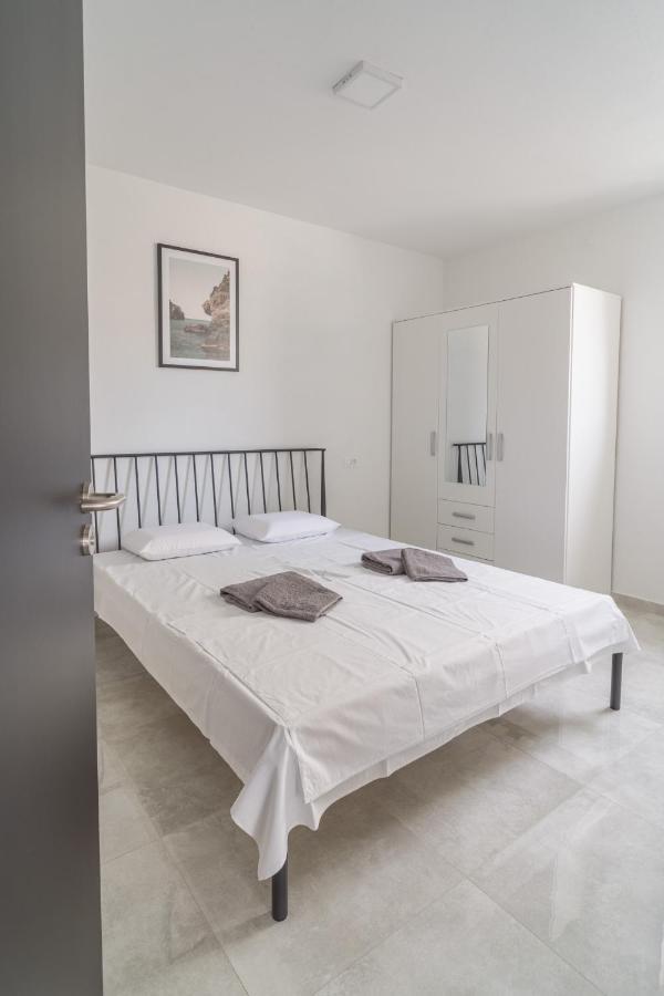 Blue Marina Apartments Luaran gambar
