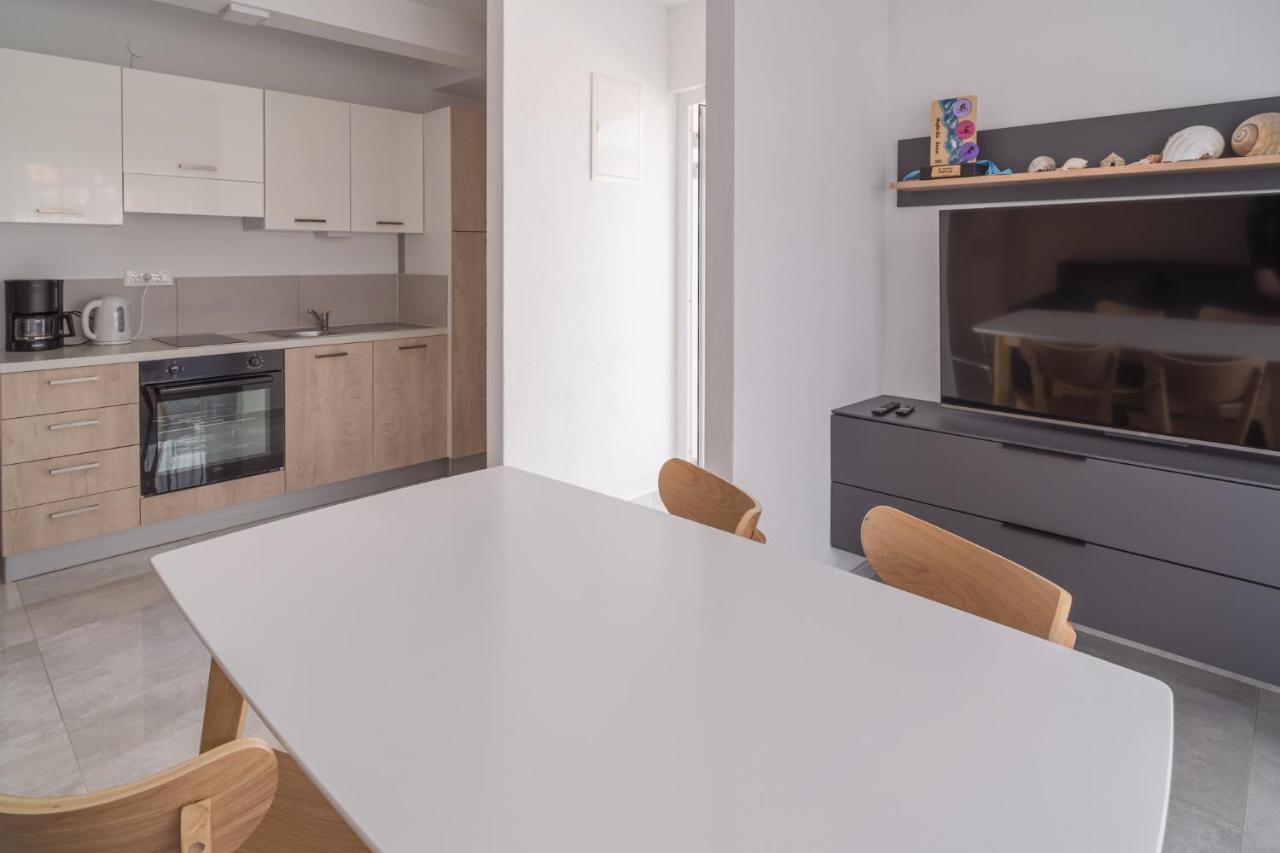 Blue Marina Apartments Luaran gambar